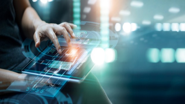 クラウドゲーミング携帯機向けシステム開発